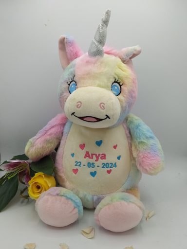 Peluche Licorne Personnalisée – Petits Cœurs, Prénom et Date Brodés Peluche Licorne Personnalisée – Petits Cœurs, Prénom et Date Brodés